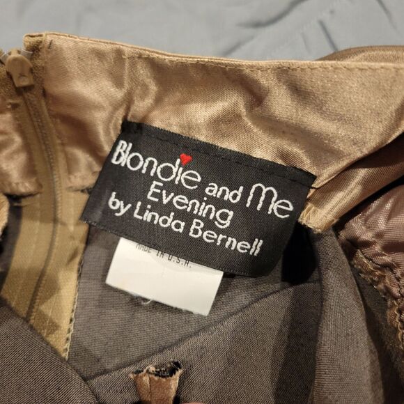 Blondie & Me By Linda Bernell Gold Evening Gown Size 9-10 Rayon & Acetate - Picture 2 of 12